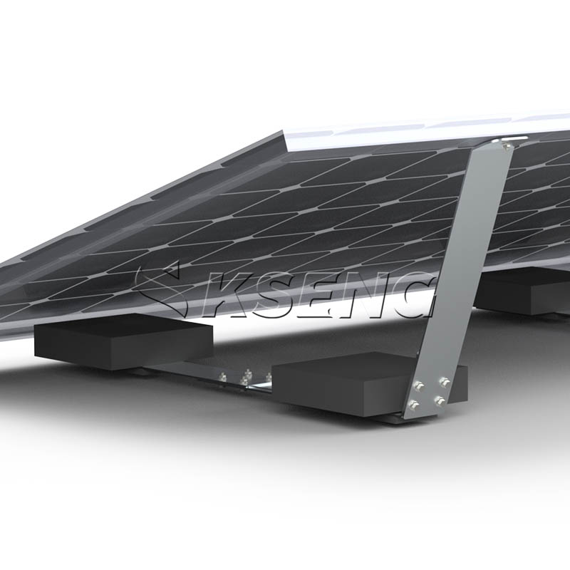 Sistema solare per tetto piano non penetrante con supporto zavorrato Mg-Al-Zn