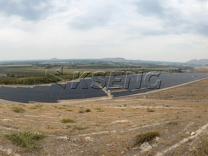 Progetti solari terrestri da 17,6 MW in Uzbekistan hanno segnalato la rapida crescita di Kseng Solar in Asia centrale
