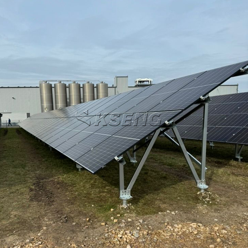 Sistema di montaggio solare a terra in Germania