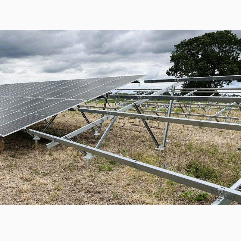 Scaffalature solari per montaggio a terra in acciaio rivestito in Zn-Al-Mg