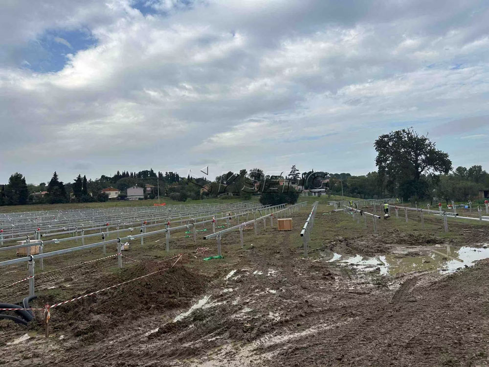 Progetto del sistema di inseguimento solare ad asse singolo