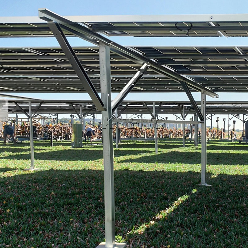sistema di montaggio del parco solare