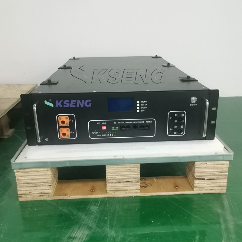 Pacchetto batteria Lifepo4 per installazione su rack per batterie agli ioni di litio Kseng 51.2V 200Ah