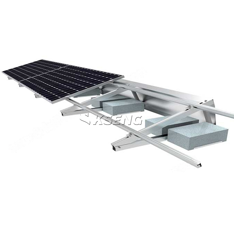 sistema di montaggio solare per tetti piani