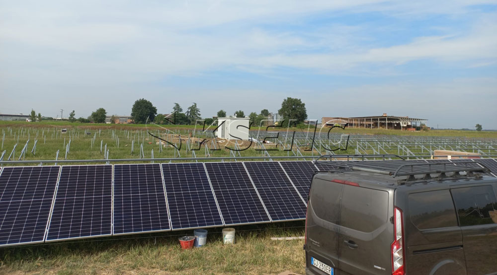 Sistema di montaggio solare in acciaio rivestito di Zn-Al-Mg da 1 MW