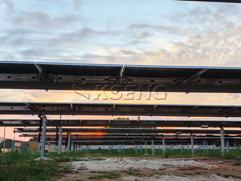 Kseng KST-1P Sistema di inseguimento solare orizzontale monoasse 1P