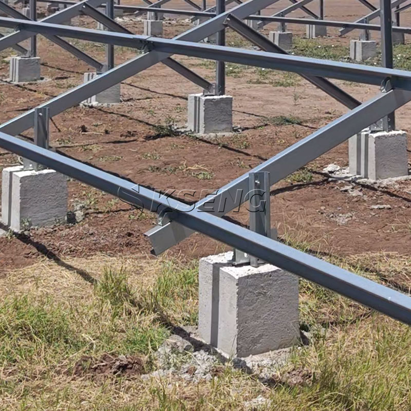 Sistema di montaggio a terra solare in acciaio al carbonio zinco alluminio magnesio per fondamenta in calcestruzzo