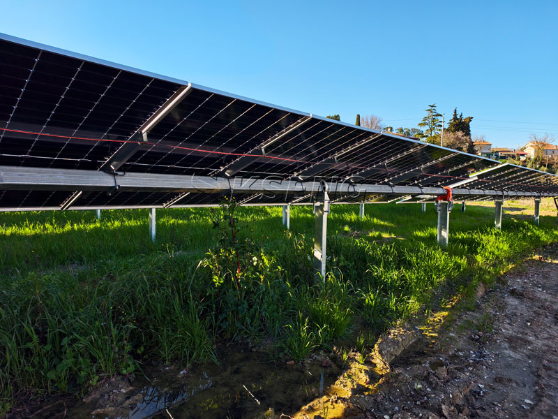 progetto-inseguitore-solare-monoassiale-in-Italia