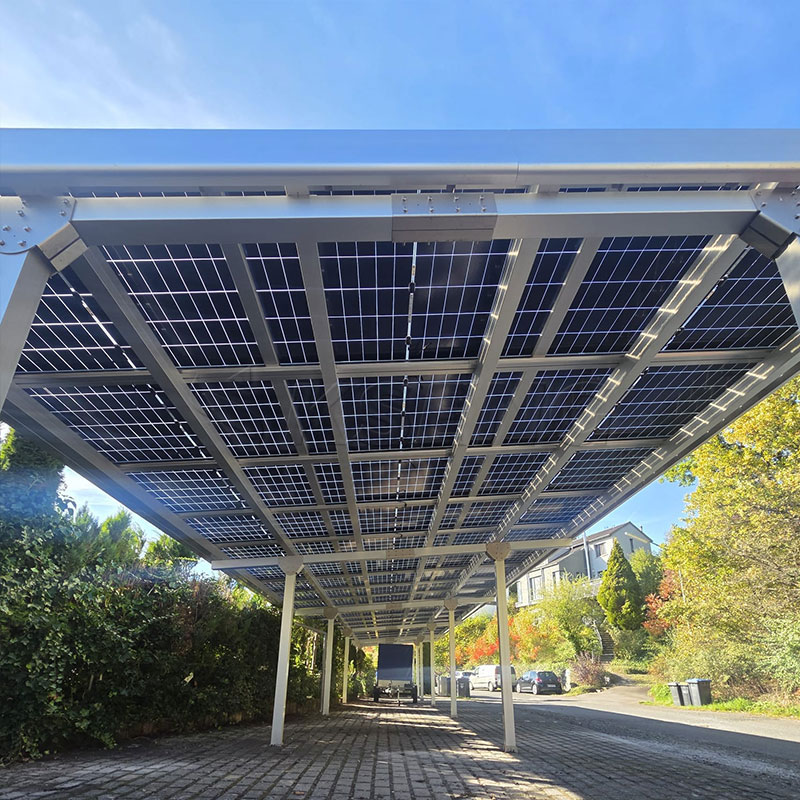 Sistema di montaggio per posto auto coperto solare commerciale e industriale